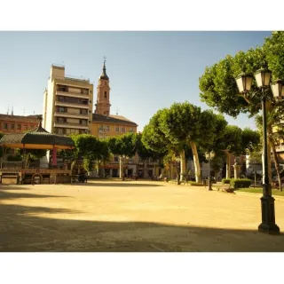 Plaza del Fuerte Calatayud de dia