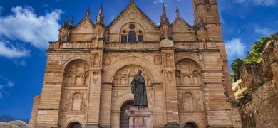 Real Colegiata de Santa María la Mayor